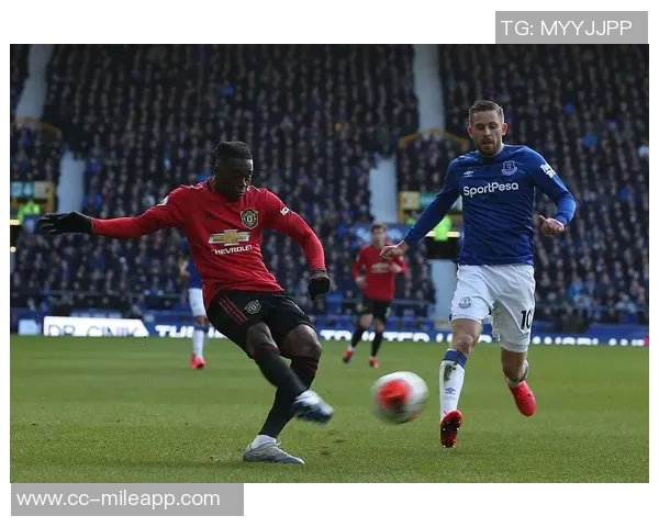 天空：弗林蓬伤情无碍利物浦冬窗不考虑引援新后卫